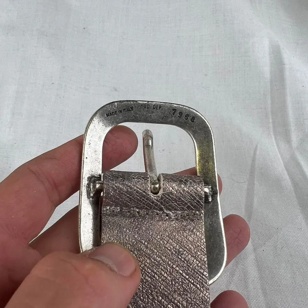 Streets Ahead Silver Metallic Leather Belt With Silver Buckle Size S